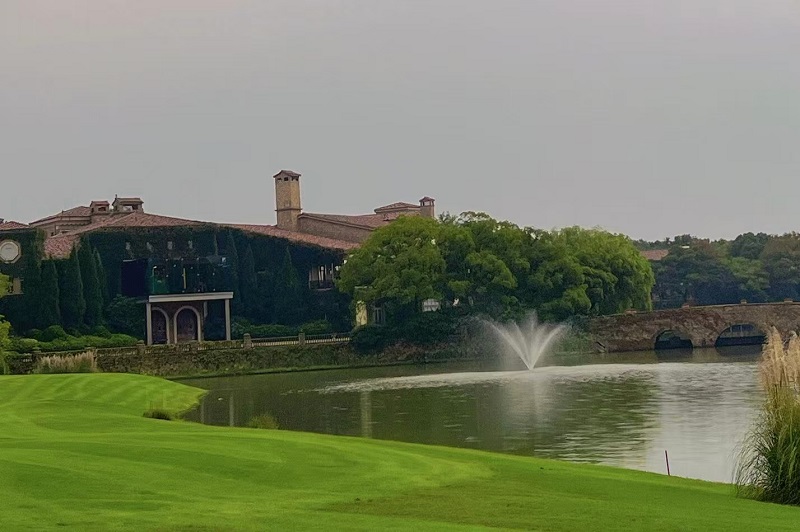 高尔夫俱乐部采暖